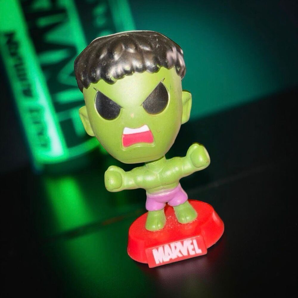 Marvel Avengers Incredible Hulk Smash Mini Bobblehead 2.5” A40